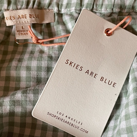 NWT. Skies Are Blue tulip wrap mini skirt - Picture 4 of 7